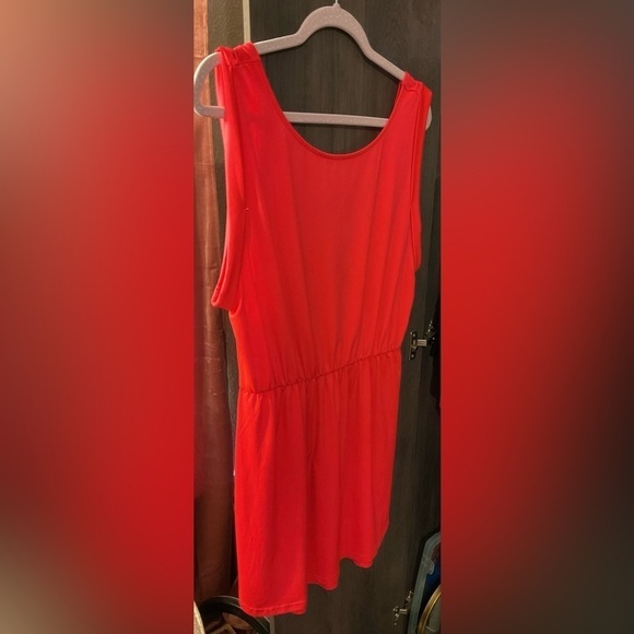 Beautiful summer dress, low back, sz 10, lots of stretch, capped sleeves, EUC - Picture 2 of 7